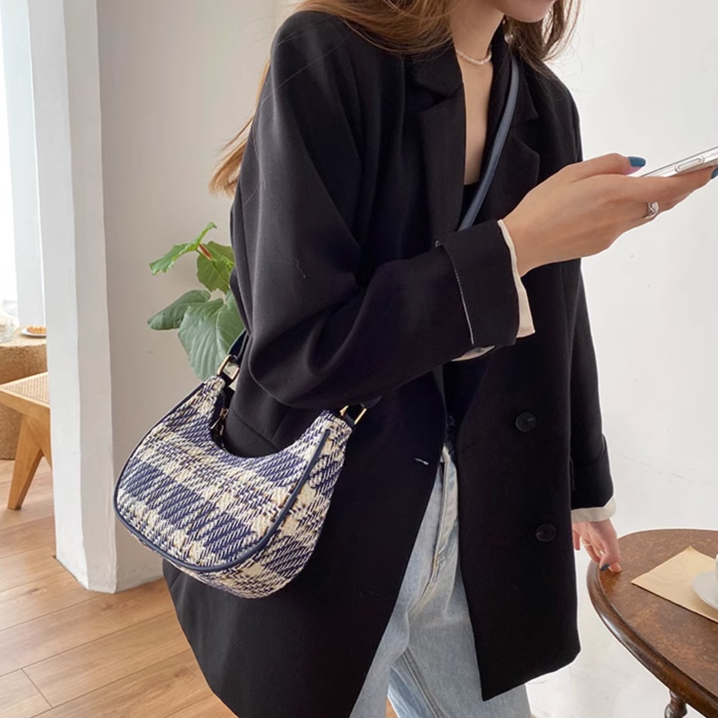 CHECKERED CRESCENT BAG - Aumori