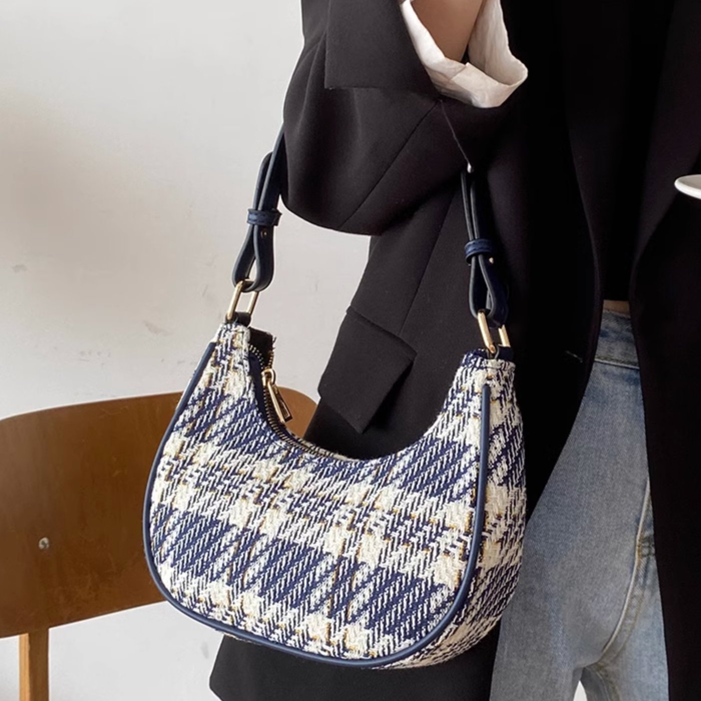 CHECKERED CRESCENT BAG - Aumori