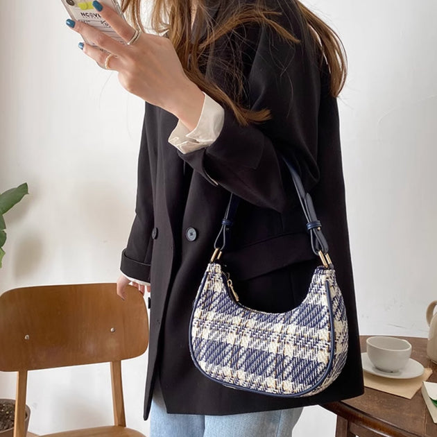 CHECKERED CRESCENT BAG - Aumori