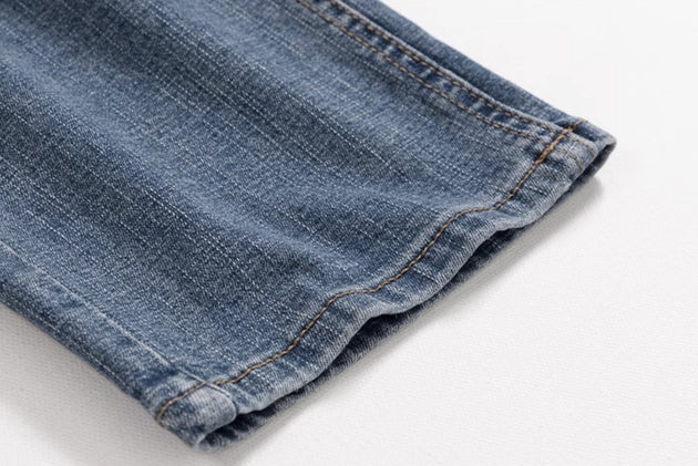 CLASSIC JEANS - Aumori