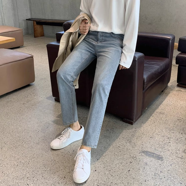CLASSIC JEANS - Aumori