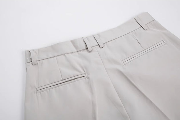 FOLDED SHORTS - Aumori