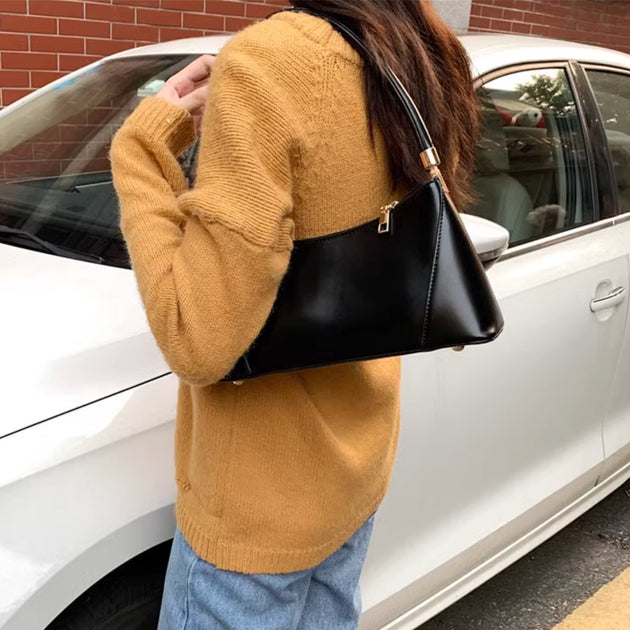 HALF MOON BAG - Aumori