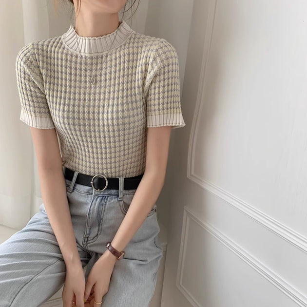 HIGH COLLAR KNIT TOP - Aumori