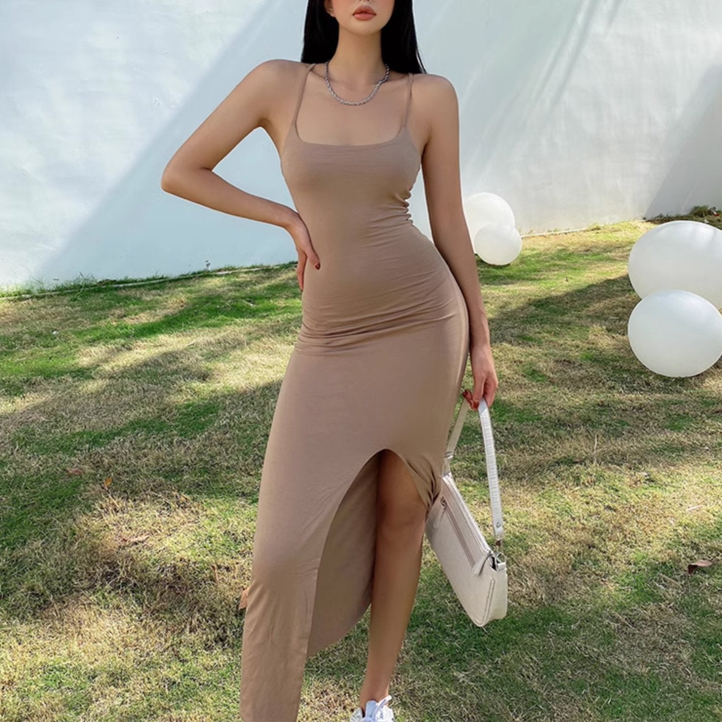 HIGH SPLIT DRESS - Aumori