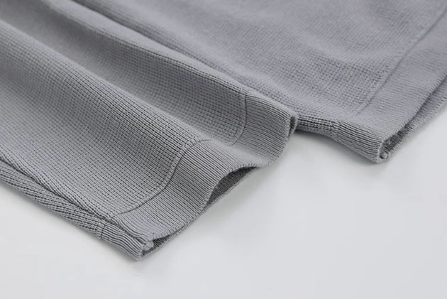 KNITTED BUTTON UP CARDIGAN - Aumori