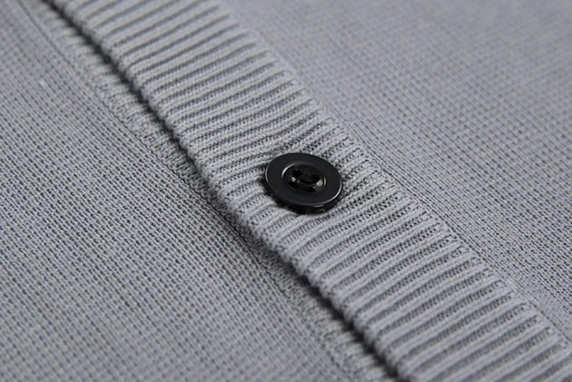 KNITTED BUTTON UP CARDIGAN - Aumori