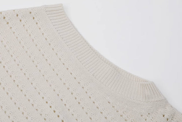 KNITTED SLEEVELESS VEST - Aumori