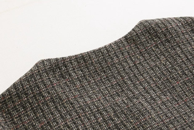 KNITTED V - NECK JACKET - Aumori