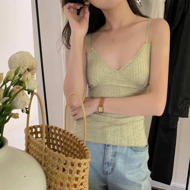 LACED SLEEVELESS TOP - Aumori