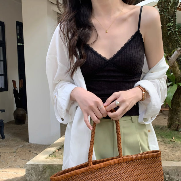 LACED SLEEVELESS TOP - Aumori