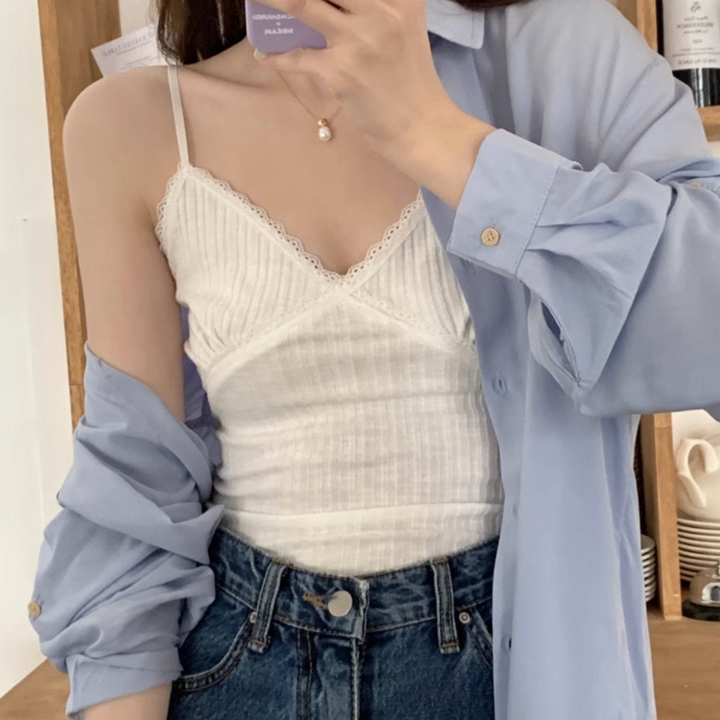 LACED SLEEVELESS TOP - Aumori