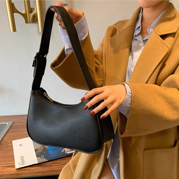 LEATHER CRESCENT BAG - Aumori