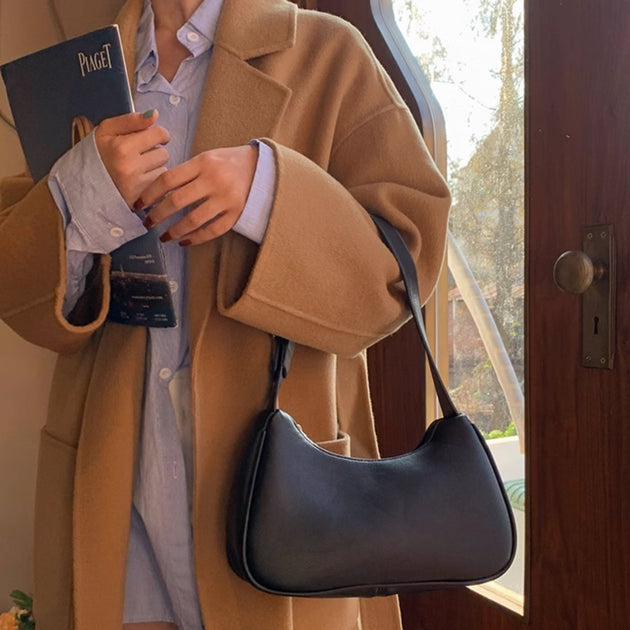 LEATHER CRESCENT BAG - Aumori