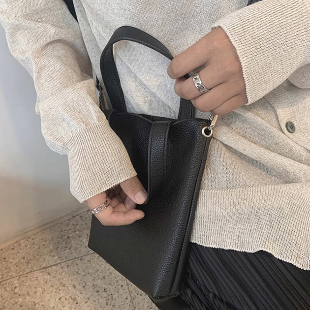 LEATHER GRAIN BAG - Aumori