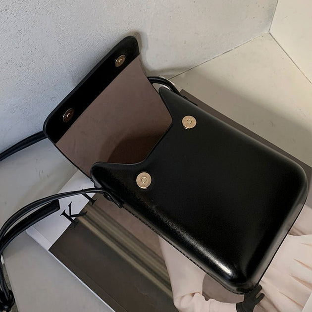 LEATHER SHOULDER BAG - Aumori