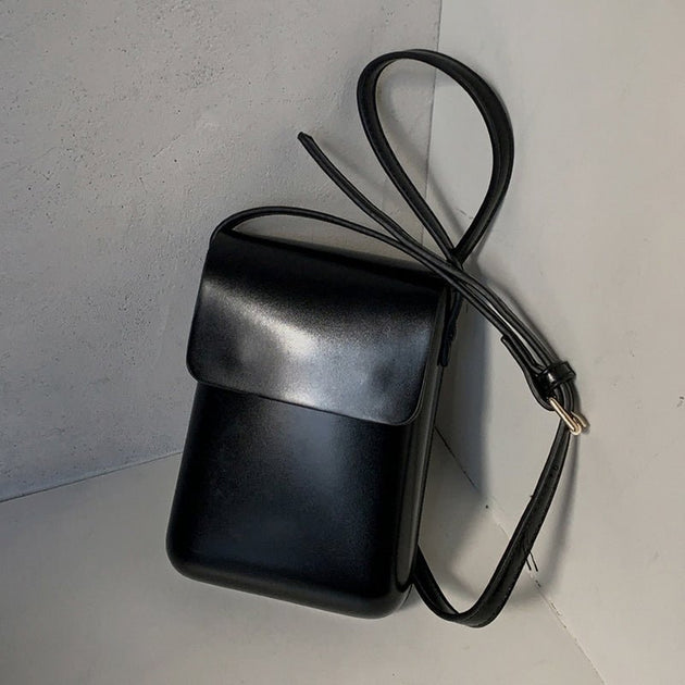 LEATHER SHOULDER BAG - Aumori