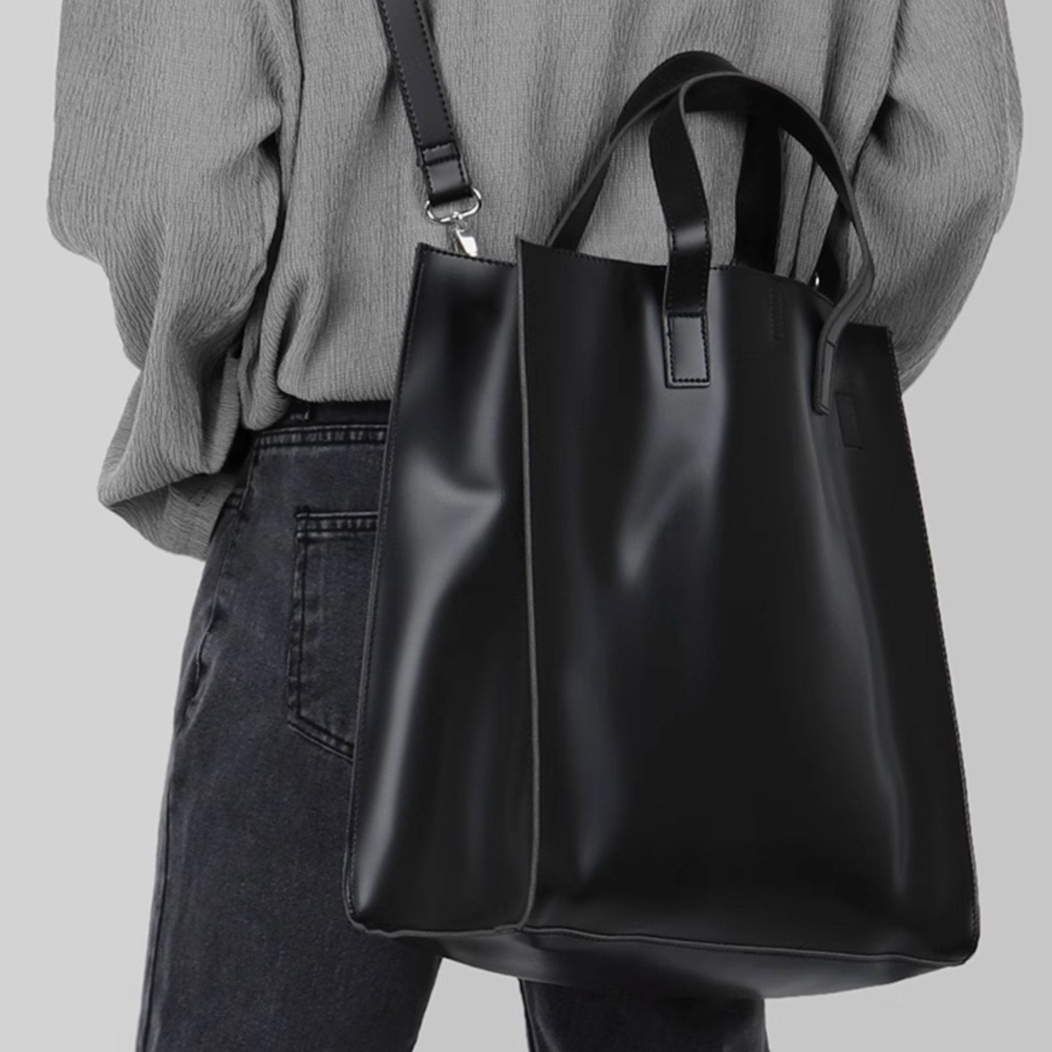 LEATHER SQUARE BAG - Aumori