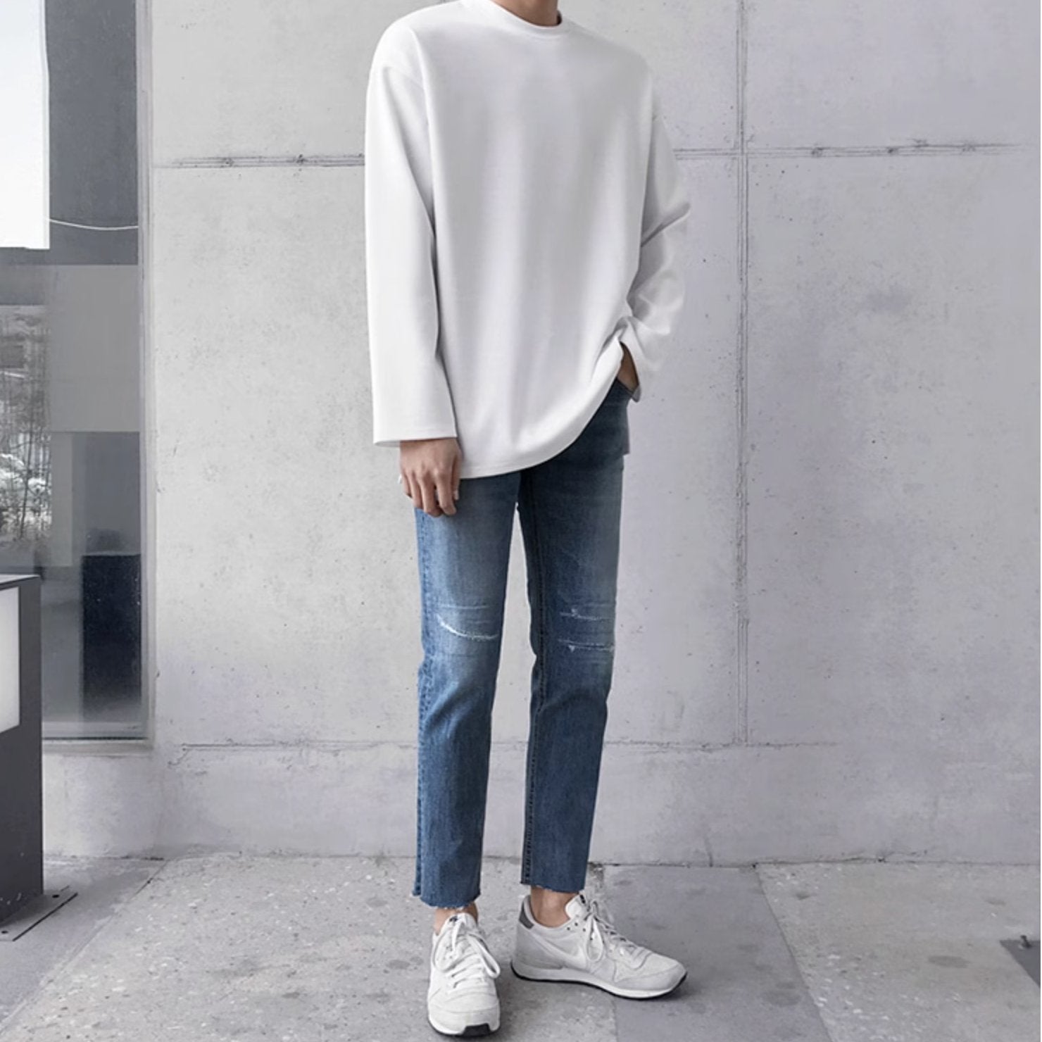 LOOSE - FIT LONG SLEEVE - Aumori