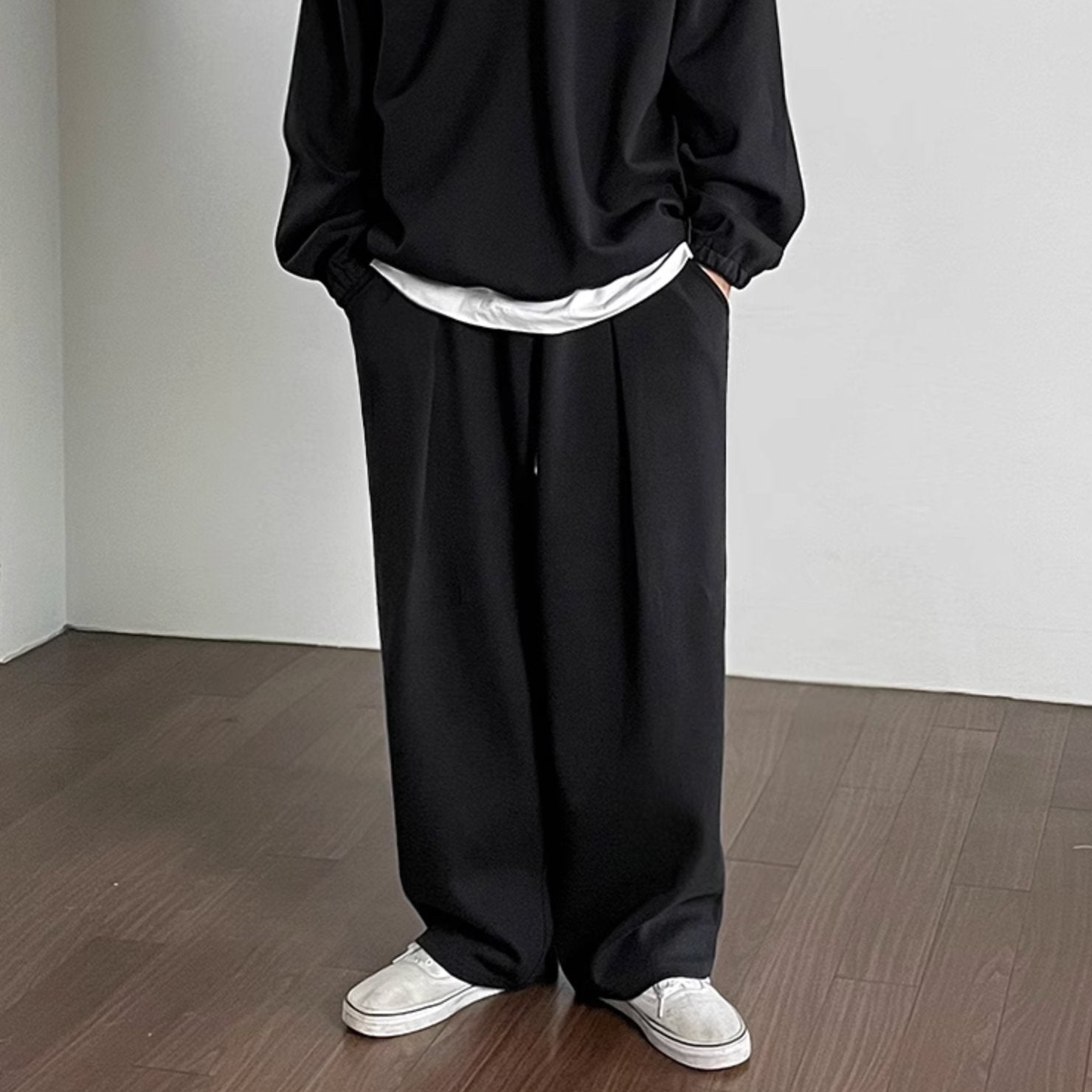 LOOSE SWEATPANTS - Aumori