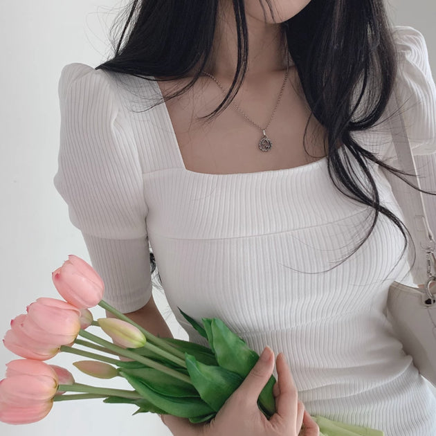 LOW NECKLINE DRESS - Aumori