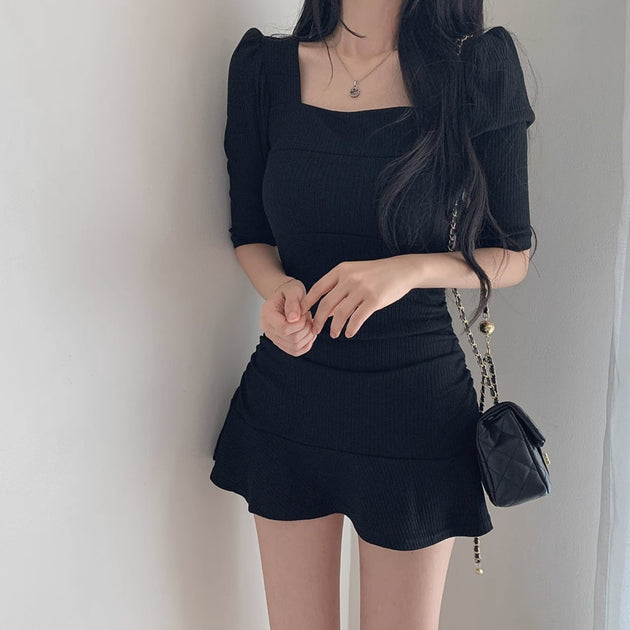 LOW NECKLINE DRESS - Aumori