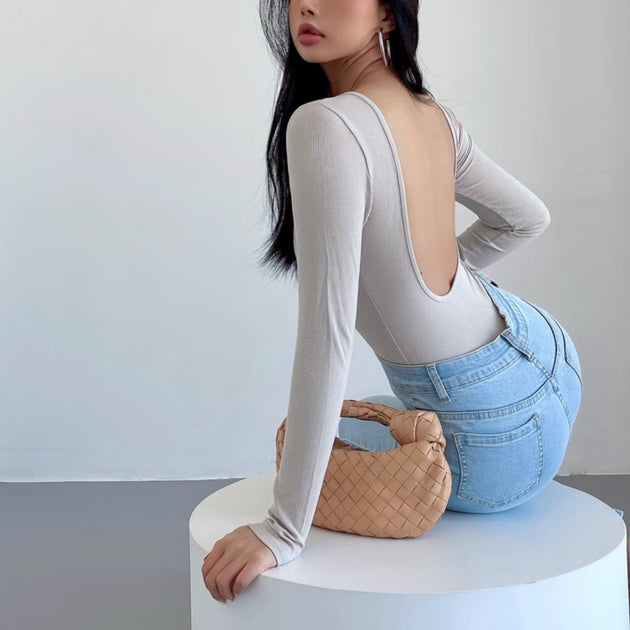 OPEN BACK LONG SLEEVE TOP - Aumori
