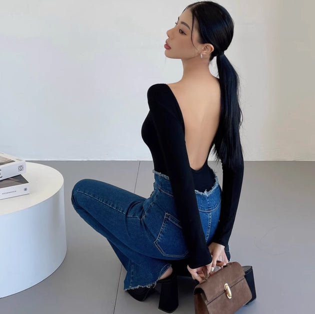 OPEN BACK LONG SLEEVE TOP - Aumori