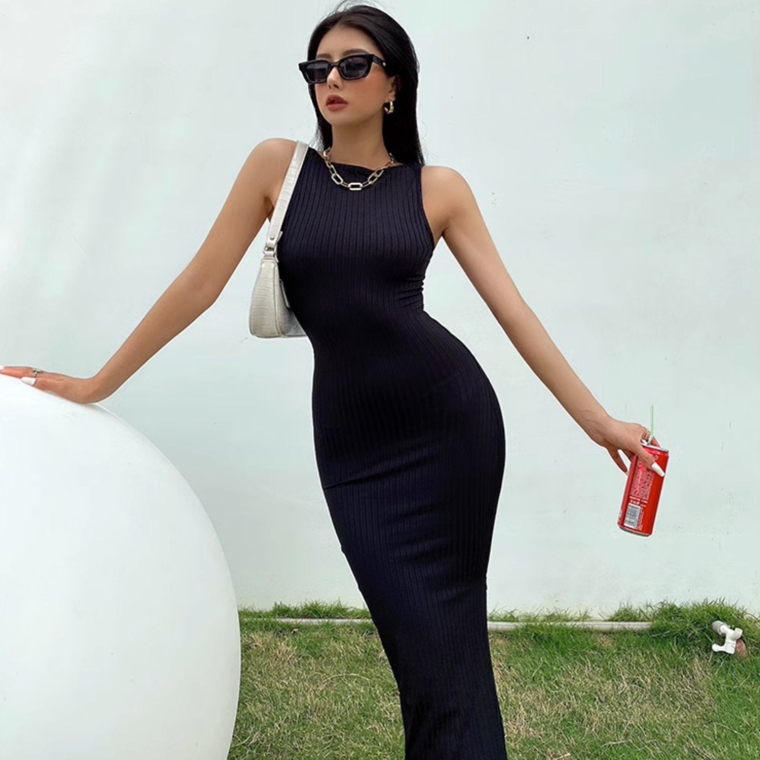 OPEN SPLIT DRESS - Aumori