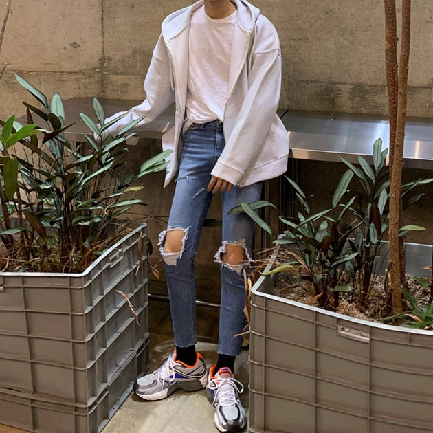 OVERSIZED ZIP - UP HOODIE - Aumori