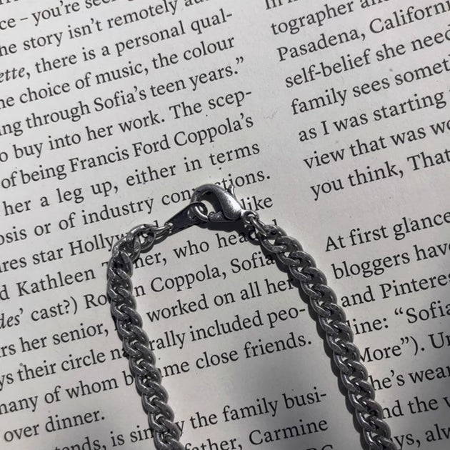 PENDANT NECKLACE - Aumori