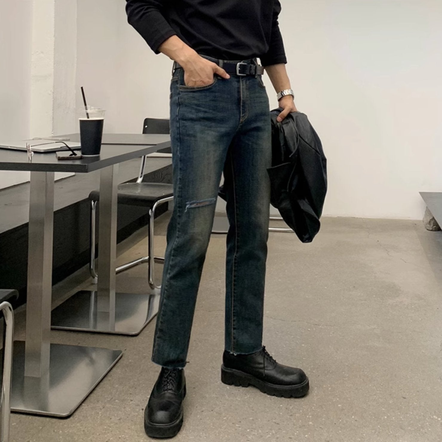RIPPED ANKLE JEANS - Aumori