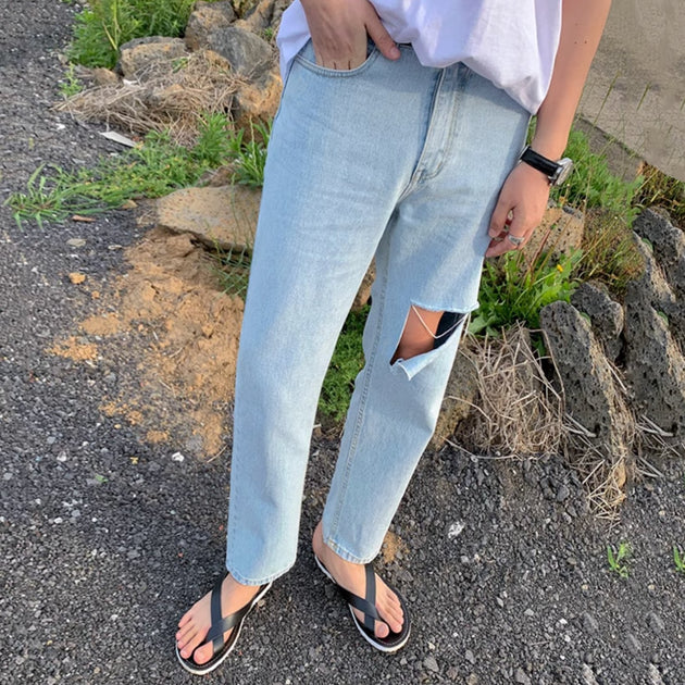 RIPPED JEANS - Aumori