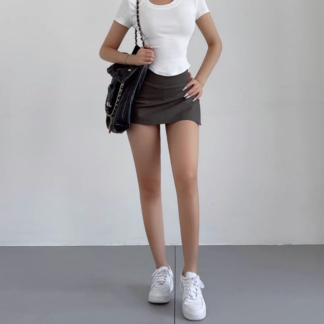 SIDE SPLIT MINI SKIRT - Aumori