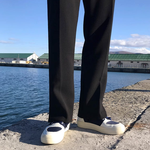 SIDE SPLIT PANTS - Aumori
