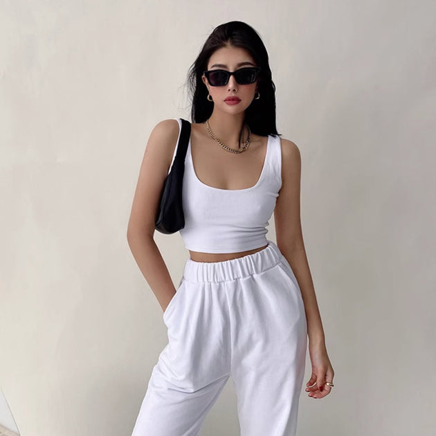 SQUARE NECK SLEEVELESS TOP - Aumori