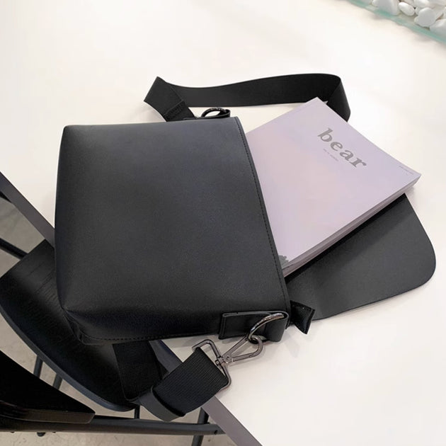 SQUARE SHOULDER BAG - Aumori