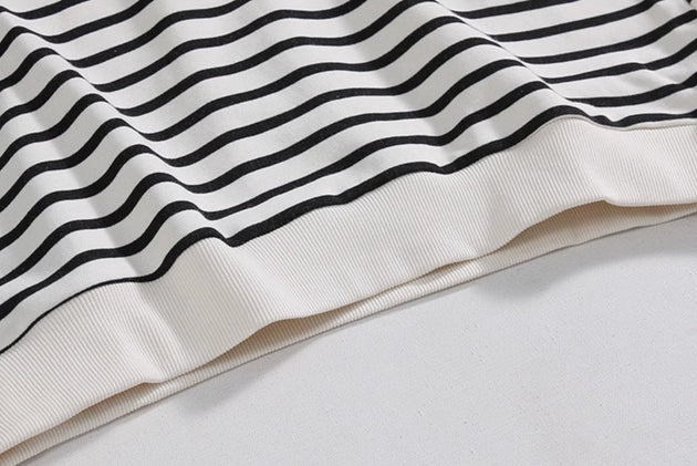 STRIPED HALF ZIP - UP SWEATER - Aumori