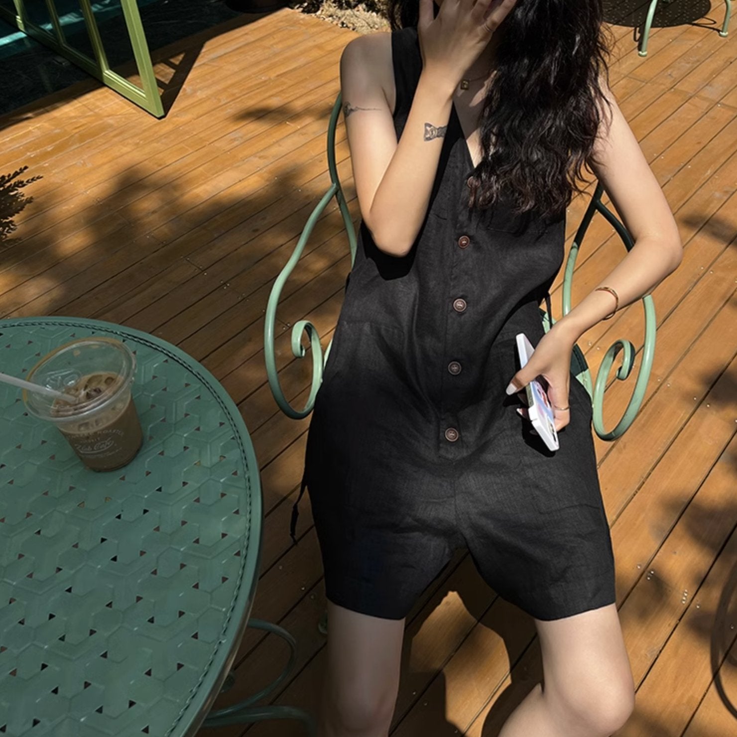 V - NECK BUTTON UP - Aumori