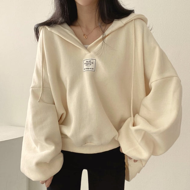 V - NECK HOODIE - Aumori