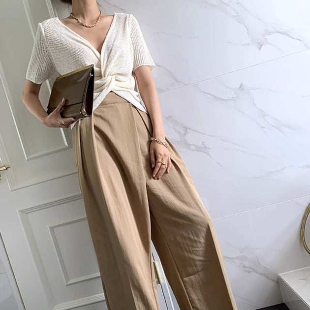 V - NECK KNIT TOP - Aumori