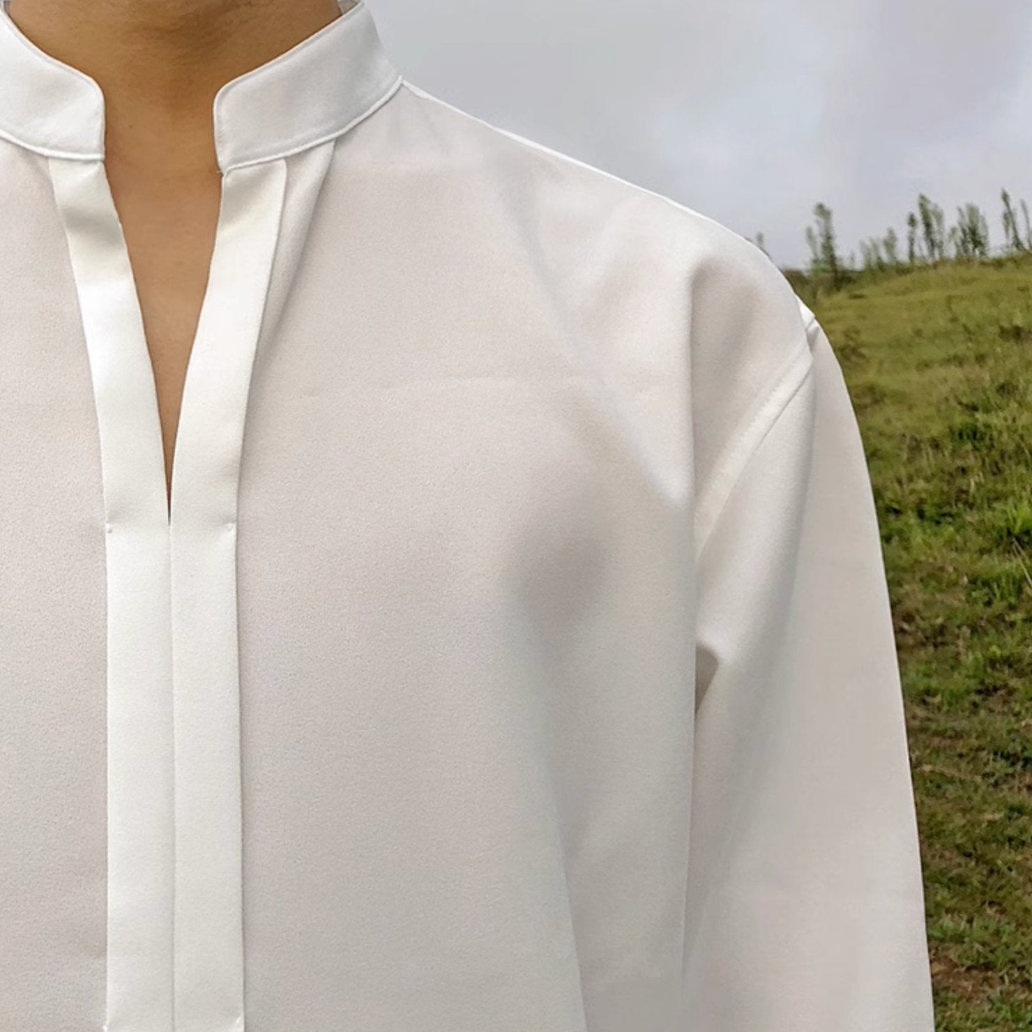 V - NECK MANDARIN SHIRT - Aumori