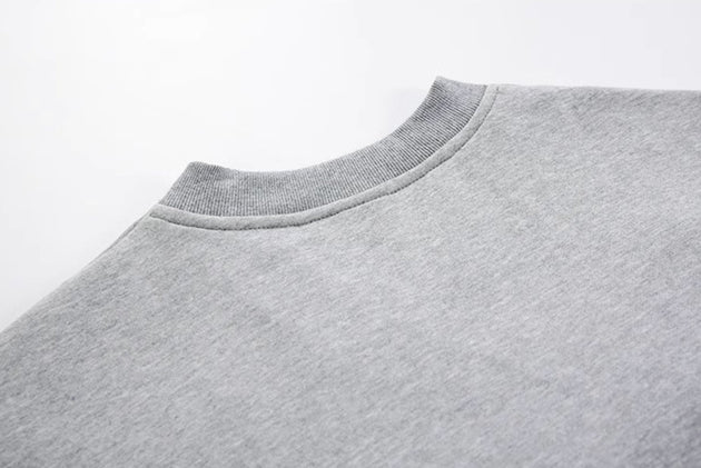 V - NECK SWEATER - Aumori