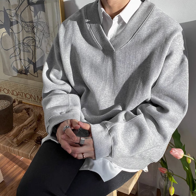 V - NECK SWEATER - Aumori