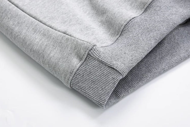 V - NECK SWEATER - Aumori