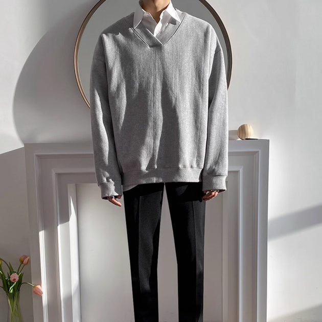 V - NECK SWEATER - Aumori