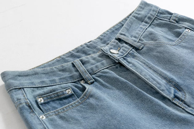 VINTAGE STRAIGHT JEANS - Aumori