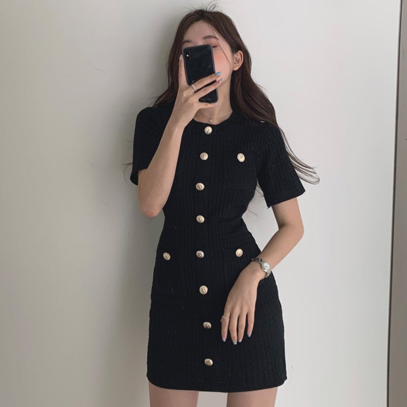 BUTTON UP KNIT DRESS - Aumori