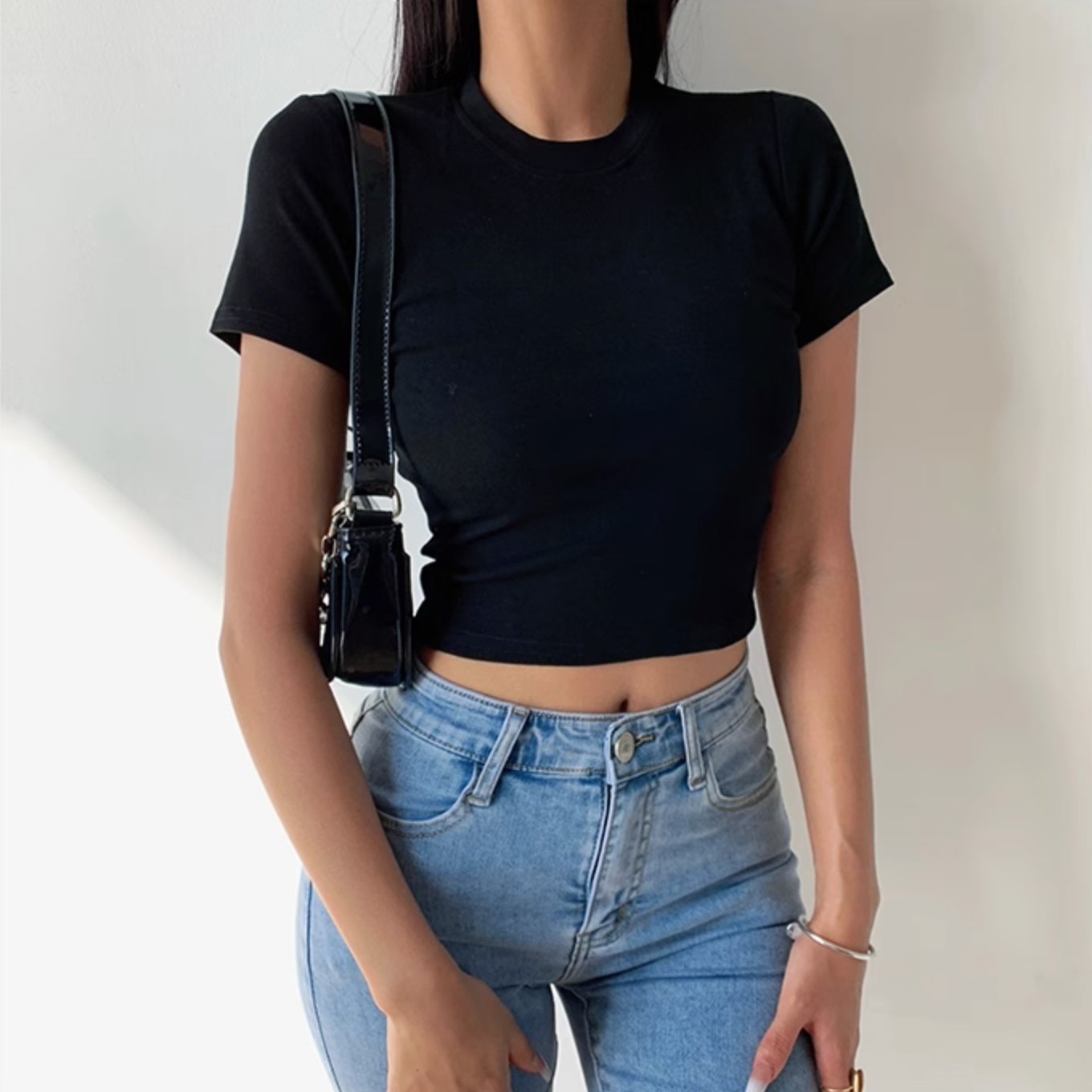 CROPPED CLASSIC T-SHIRT - Stockbay