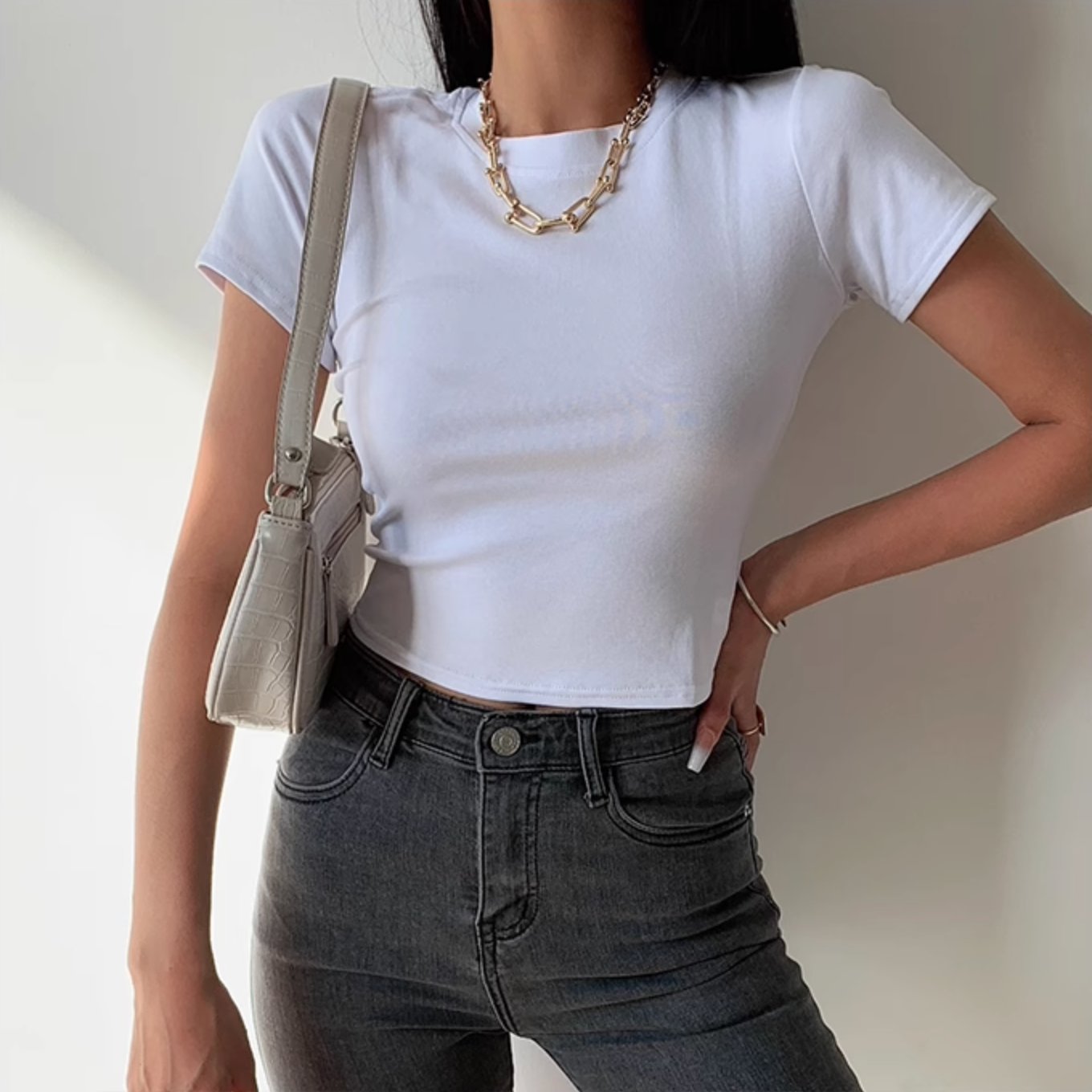 CROPPED CLASSIC T-SHIRT - Stockbay